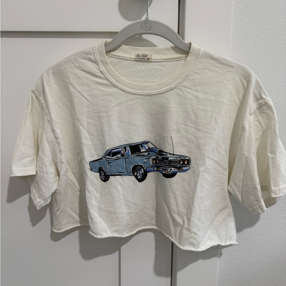 Brandy Melville White Cropped Tee with Blue Car